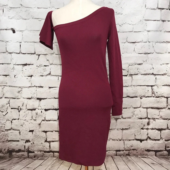 NWT Runaway The Label Cosmos Knit Dress‎ Berry - Picture 2 of 8